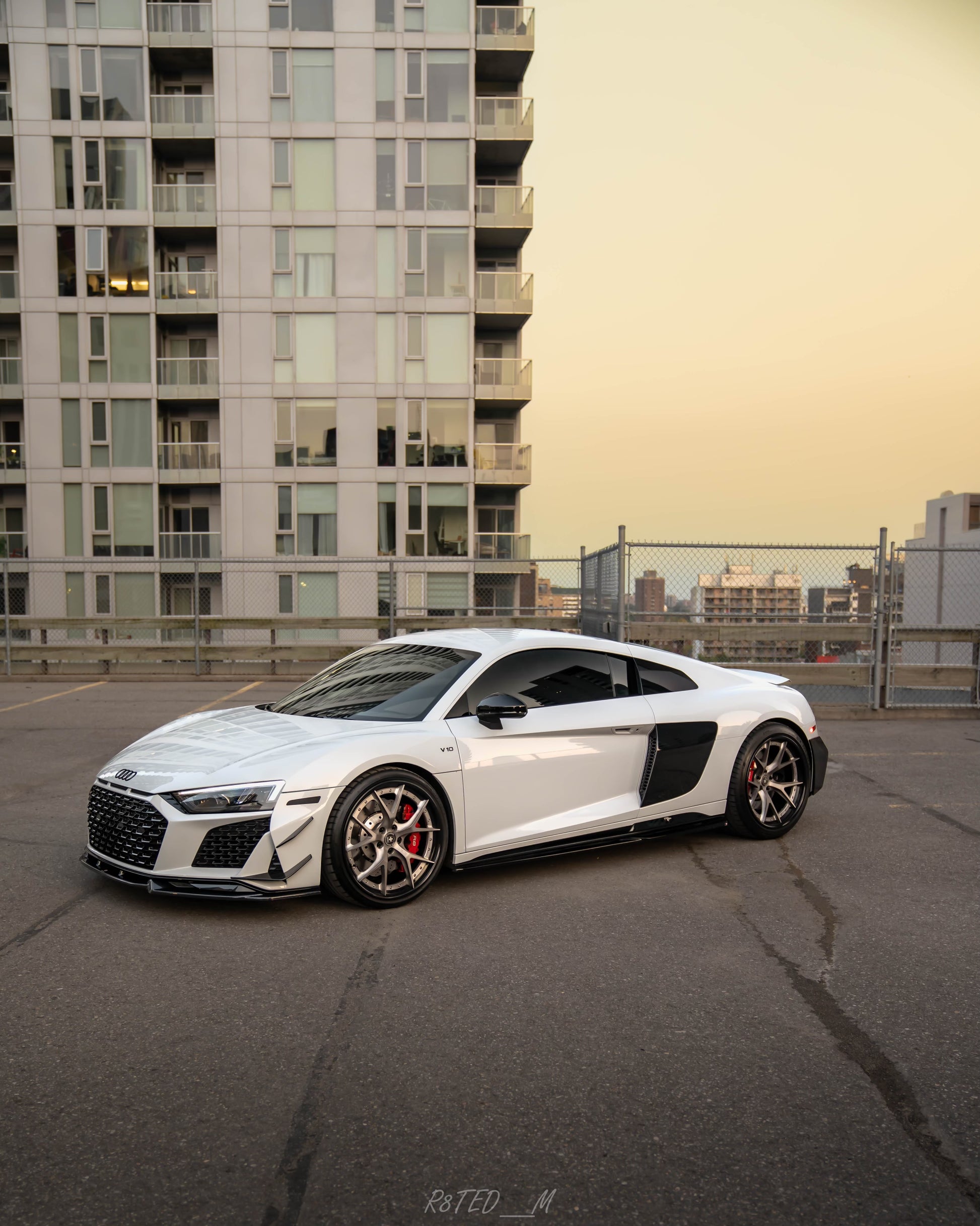 Audi R8 Rear Canard Winglet - Rev In Style Inc