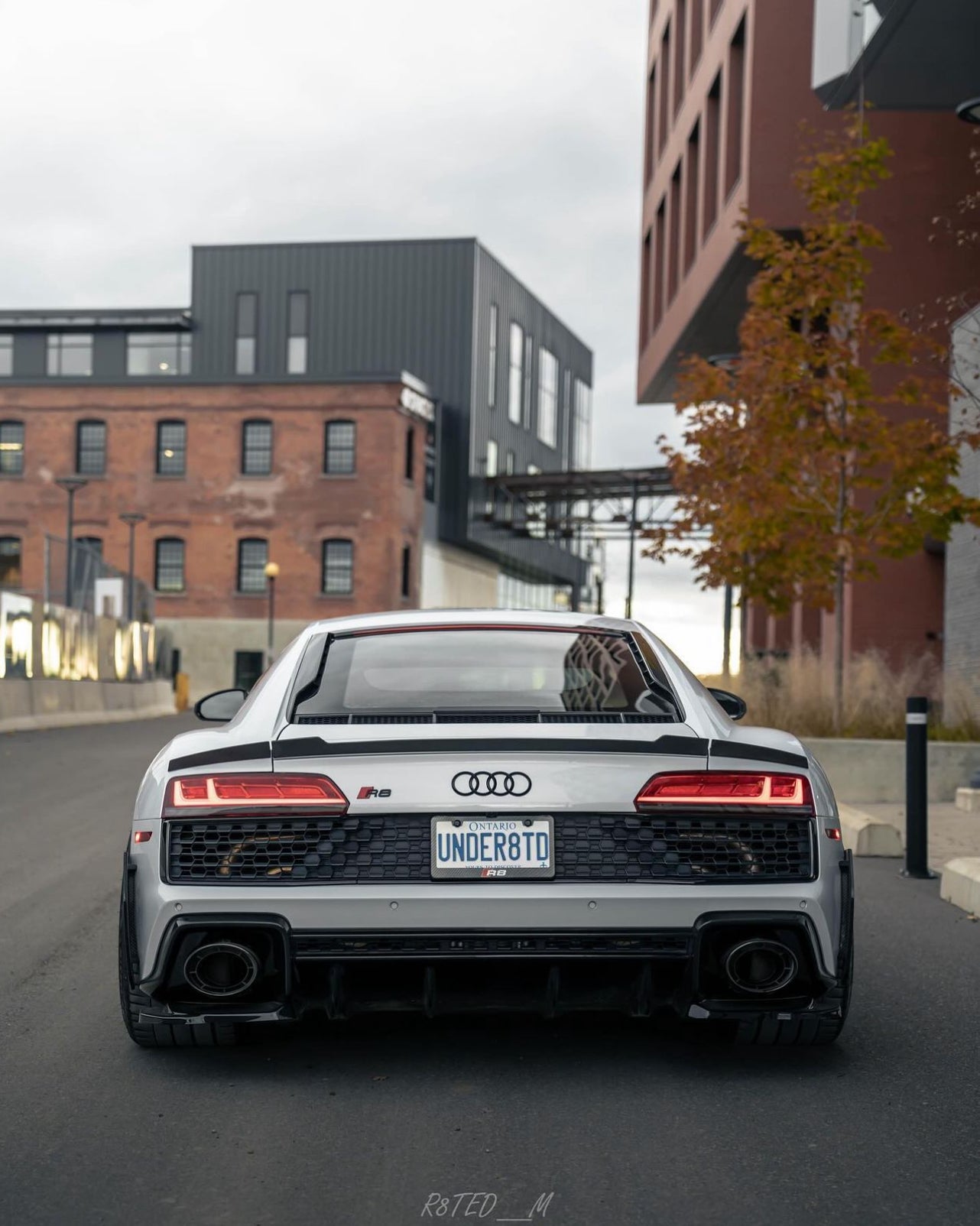 Audi R8 Spoiler - Rev In Style Inc