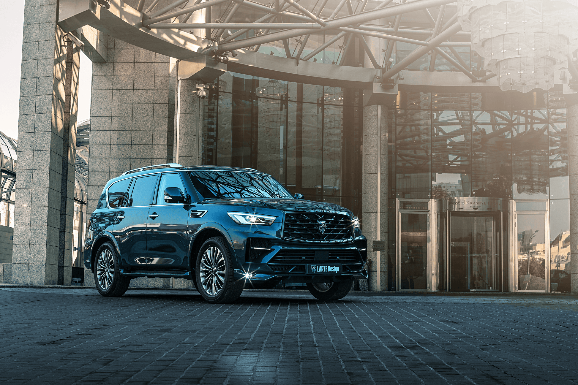 LARTE Infiniti QX80 - Rev In Style Inc